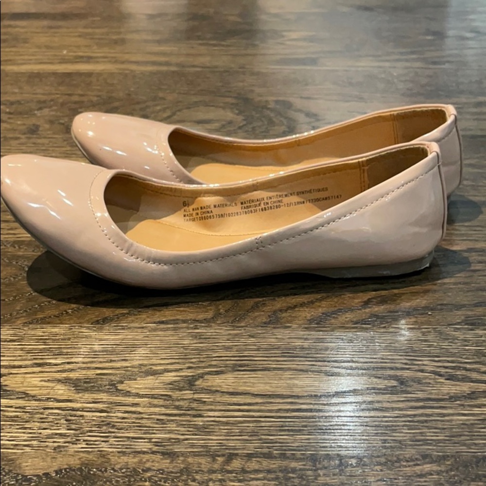 Women’s Nude Ballet Flats
